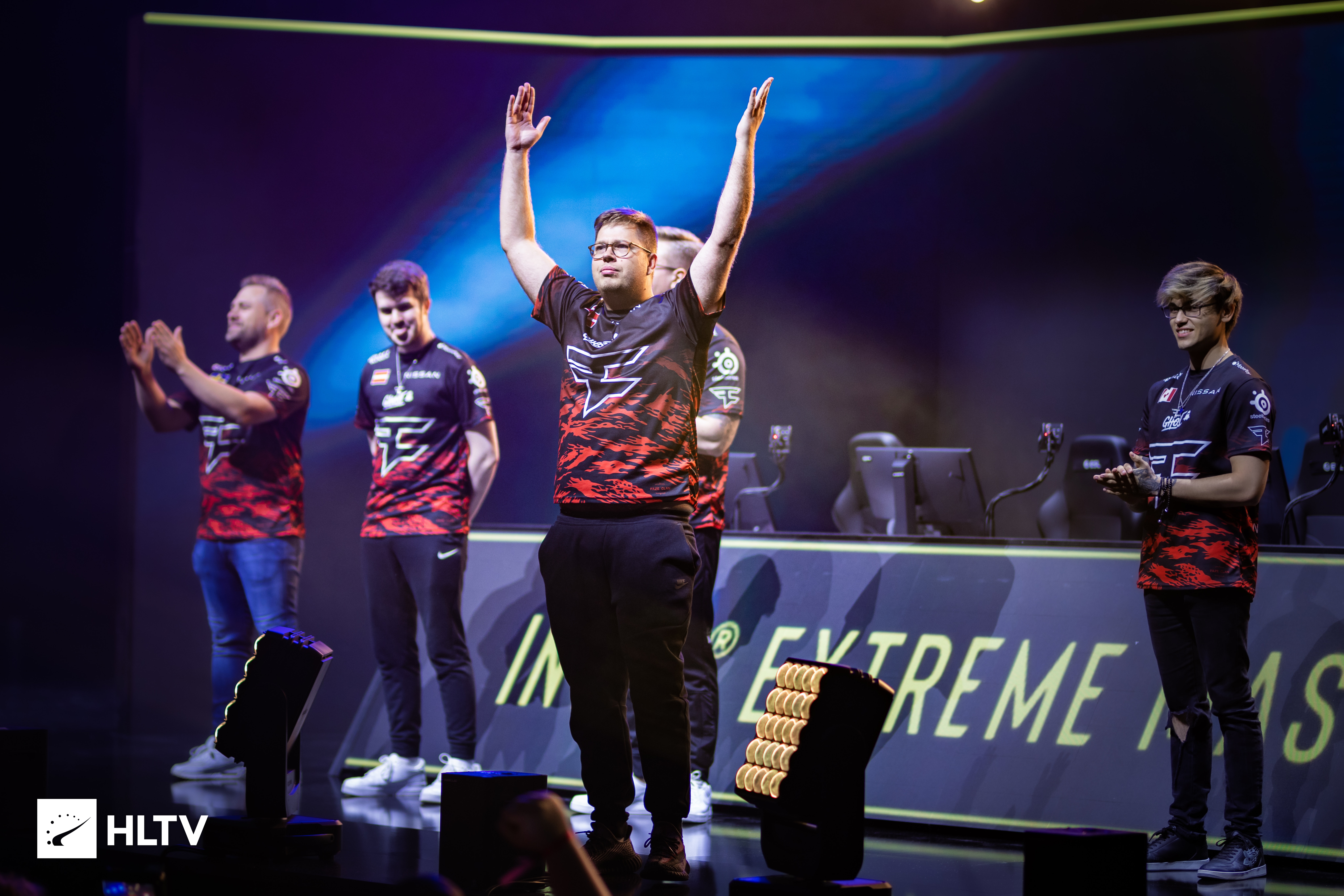 莱切更主动 莱切更主动