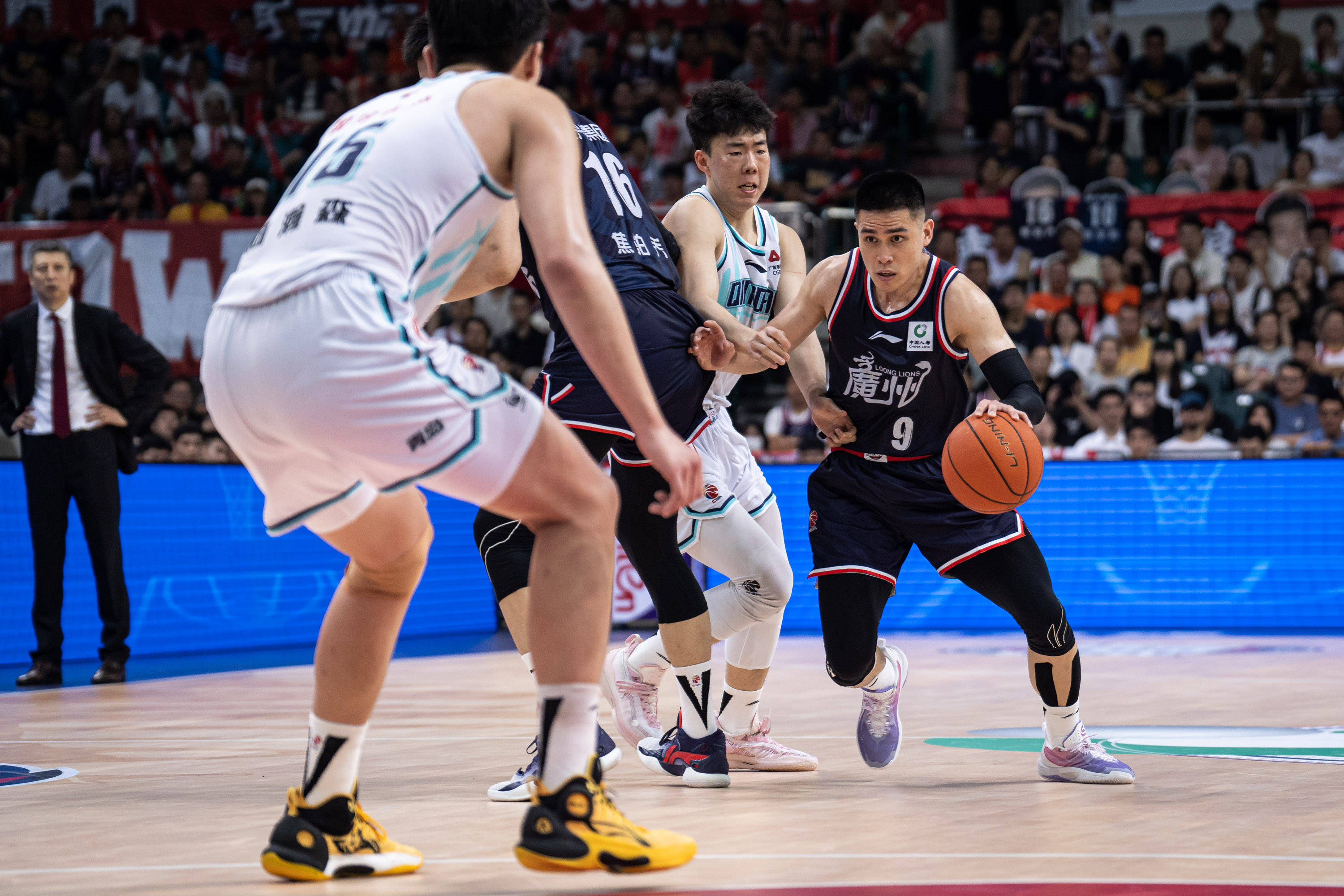 对志在争冠 对志在争冠